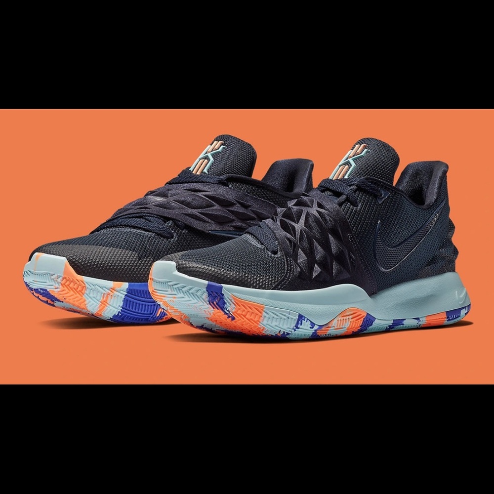 Nike Kyrie low ‘Knicks’